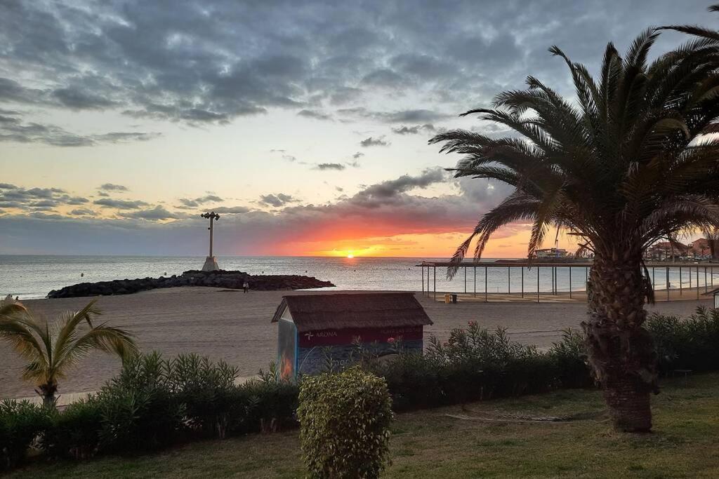 Holiday Apartments Oasis Los Cristianos  Εξωτερικό φωτογραφία